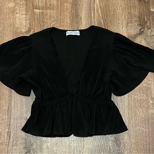 urban outfitters flowy low v-neck top